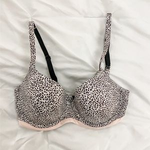 Victoria’s Secret Body By Victoria Lined Demi Bra